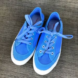 NWOT ♡ Women's 7 ♡ Casual Mesh Fashion Sneakers